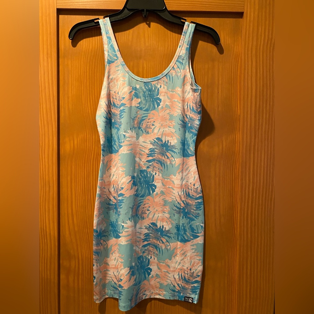 Salt Life Women’s Peach/Aqua Tropical Leaf SLX Performance Dress NWT